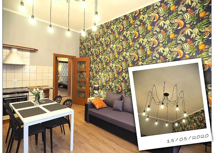 Kghn Tkacka 11 アパート *